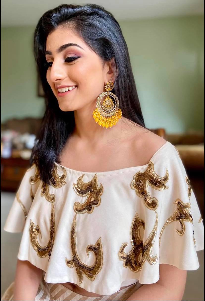 Floral Pearl Chandbalis