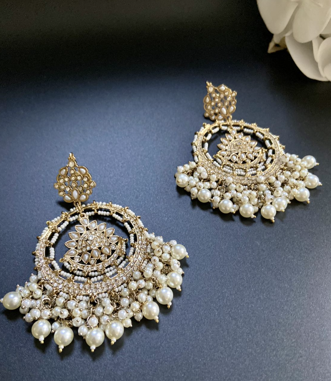 Floral Pearl Chandbalis