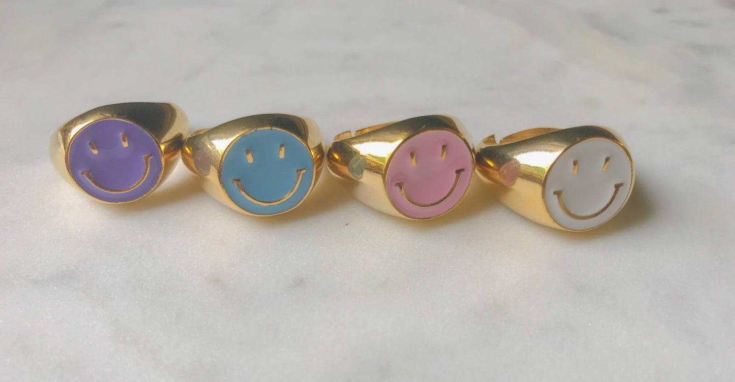 Gold Enamel Smiley Ring