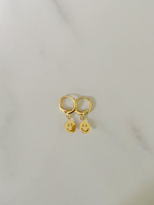 Mini smiley hoops