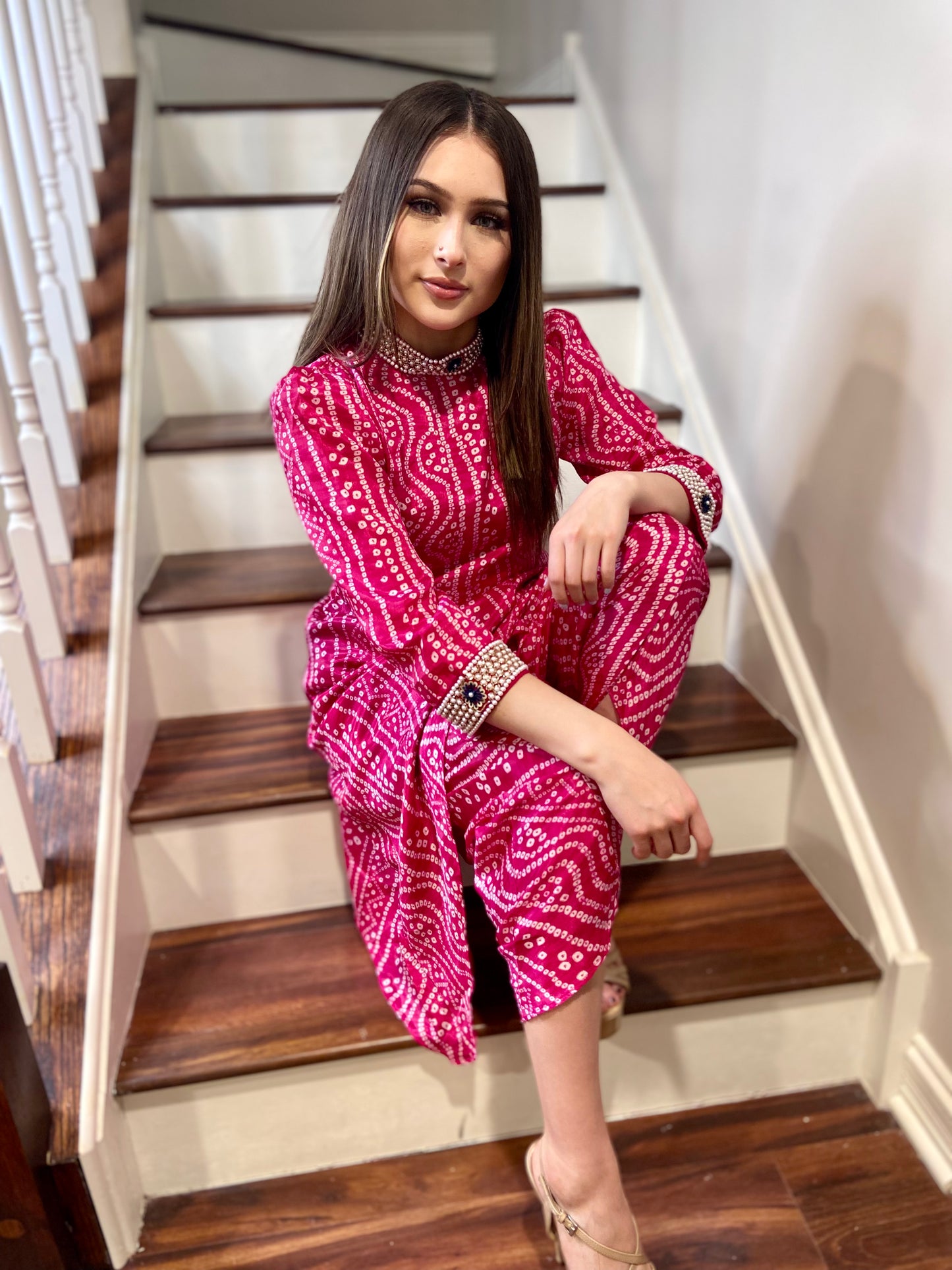 Playful bandhani pink