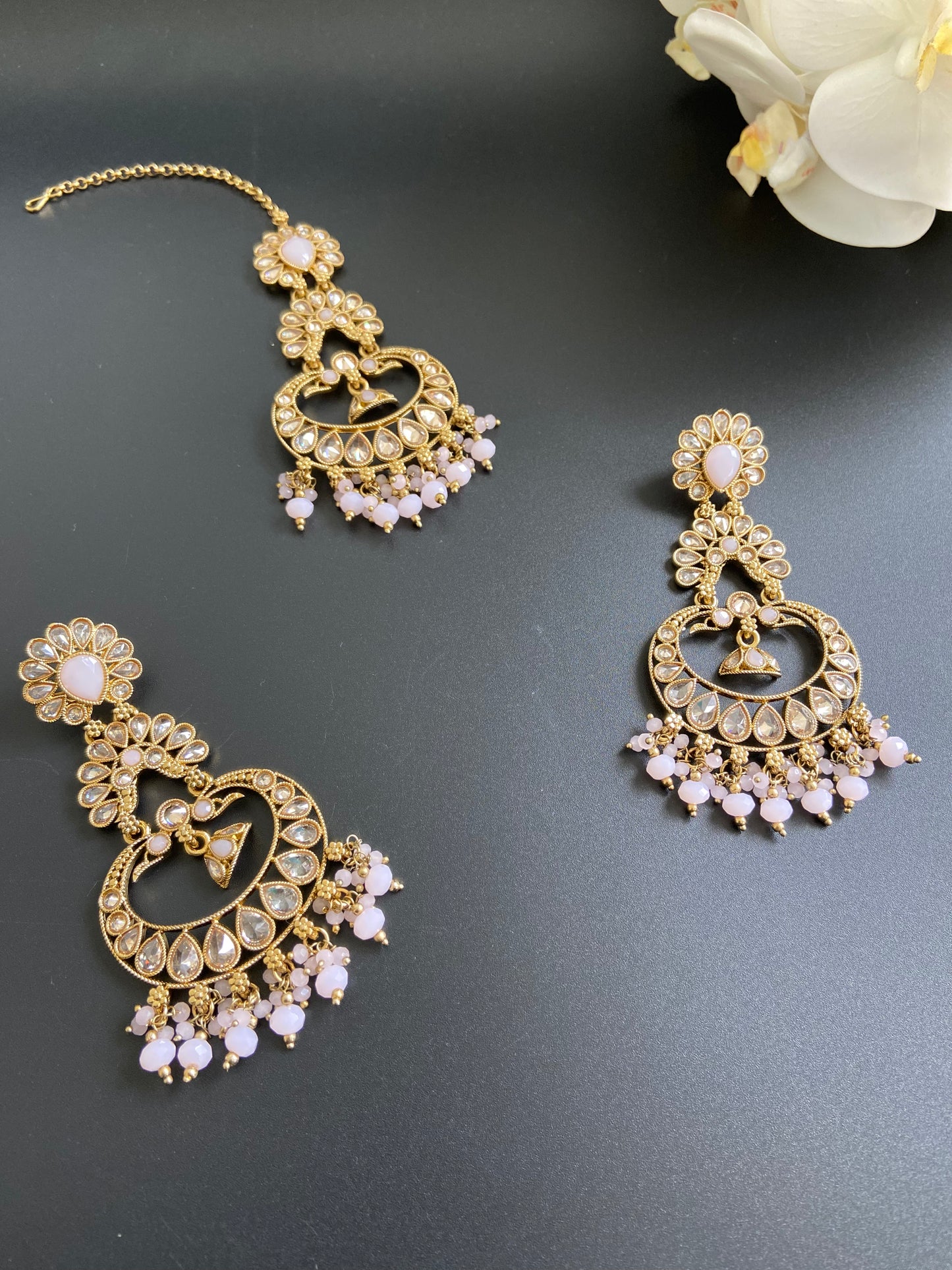 Enchanting Earring Tikka Set