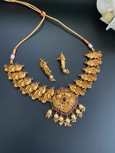 Peacock Motif Necklace Set