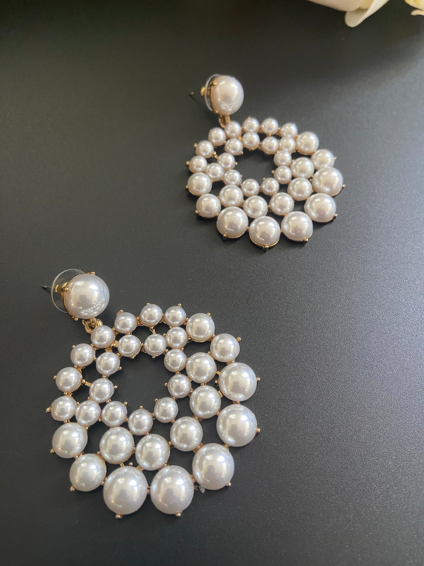 Pearl Cluster