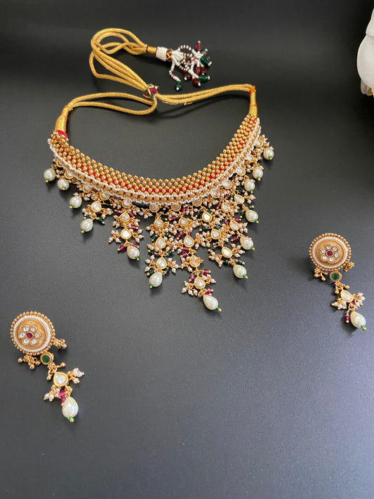 Ethnic Necklace Set