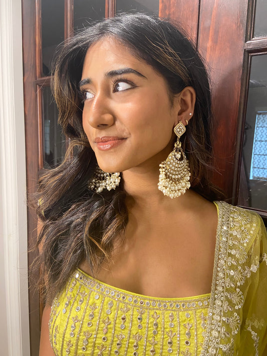 Pearly Earrings