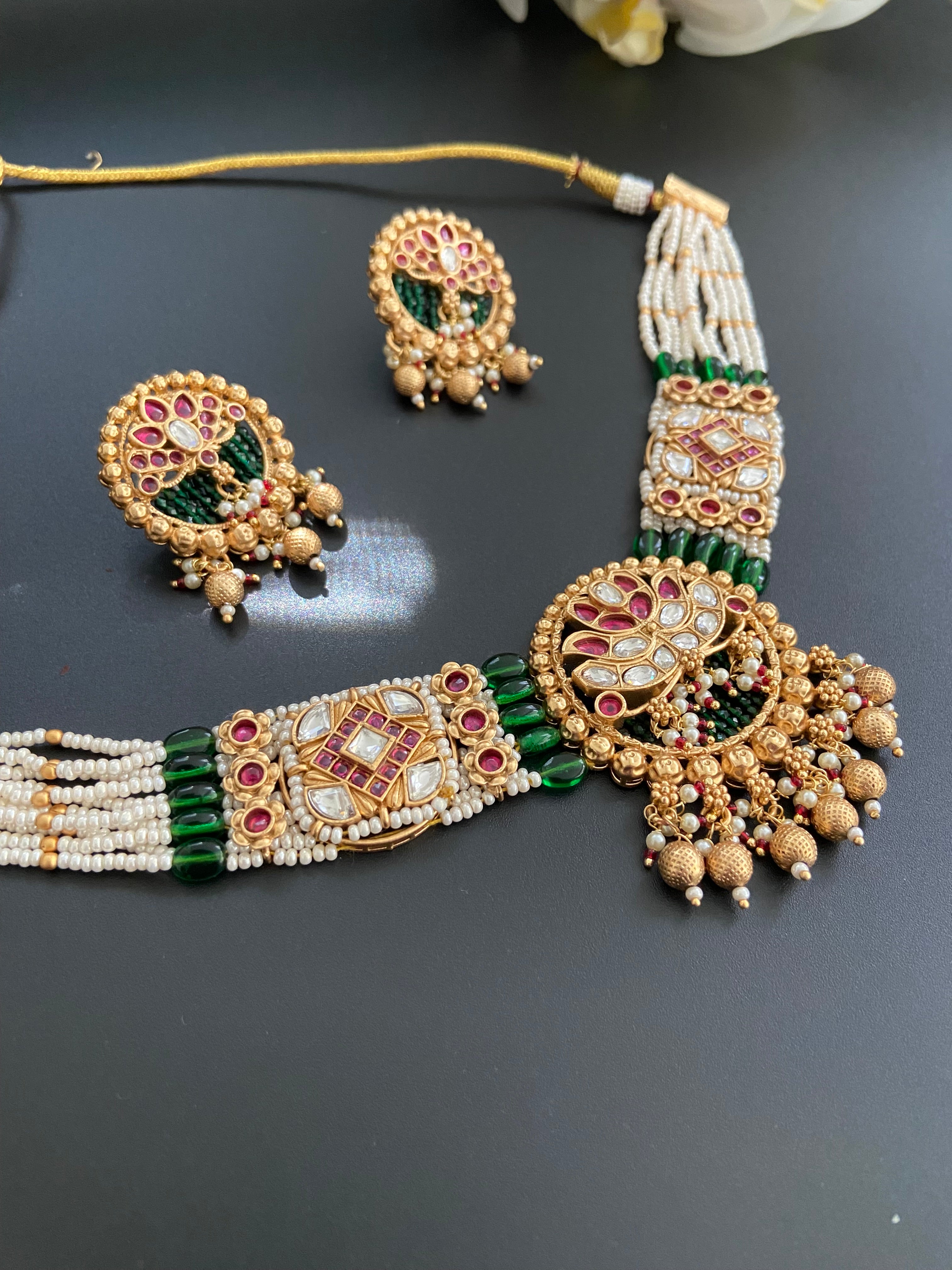 Lotus Kundan Set