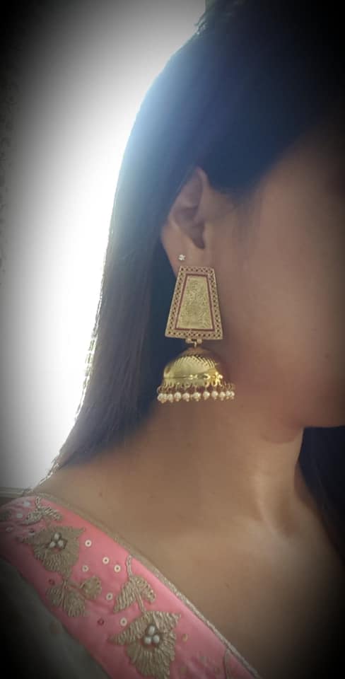 Gold plated Jhumka earrings for women