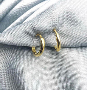 plain gold hoop earrings statement piece accessory jewelry trendy teenagers