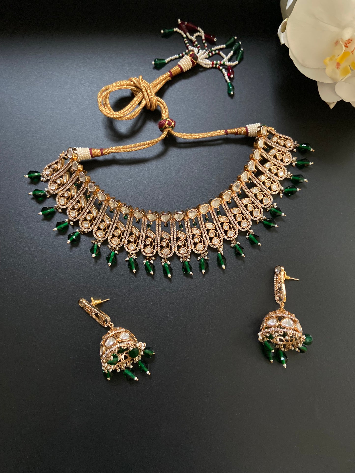 Green Choker Set