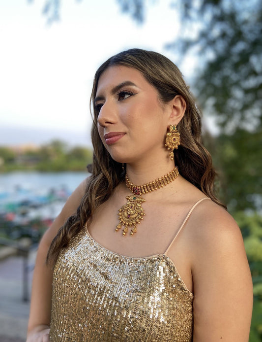 Temple Choker Set