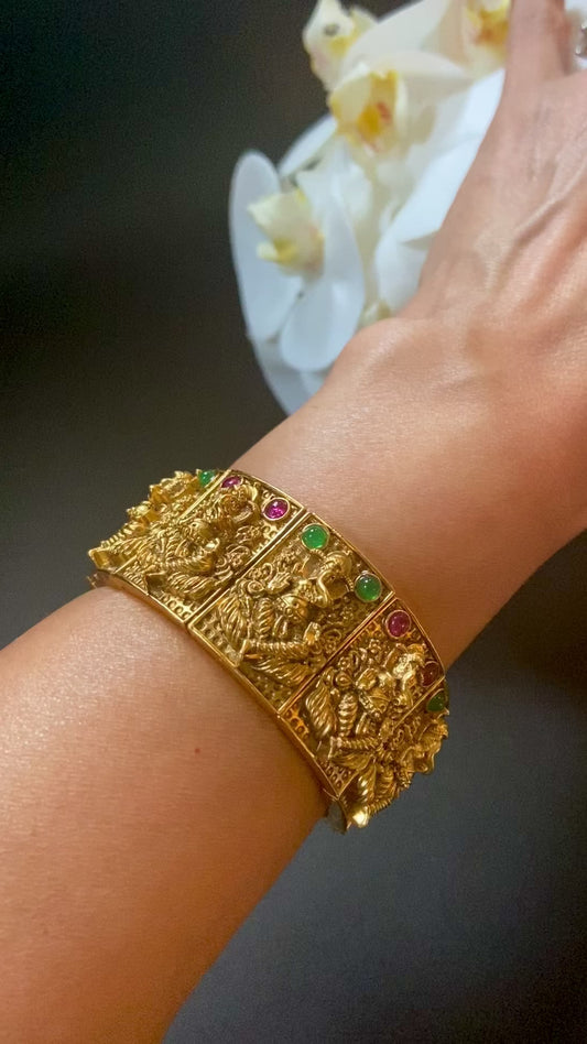 Ganesha Bangle - Pre Festive Edit