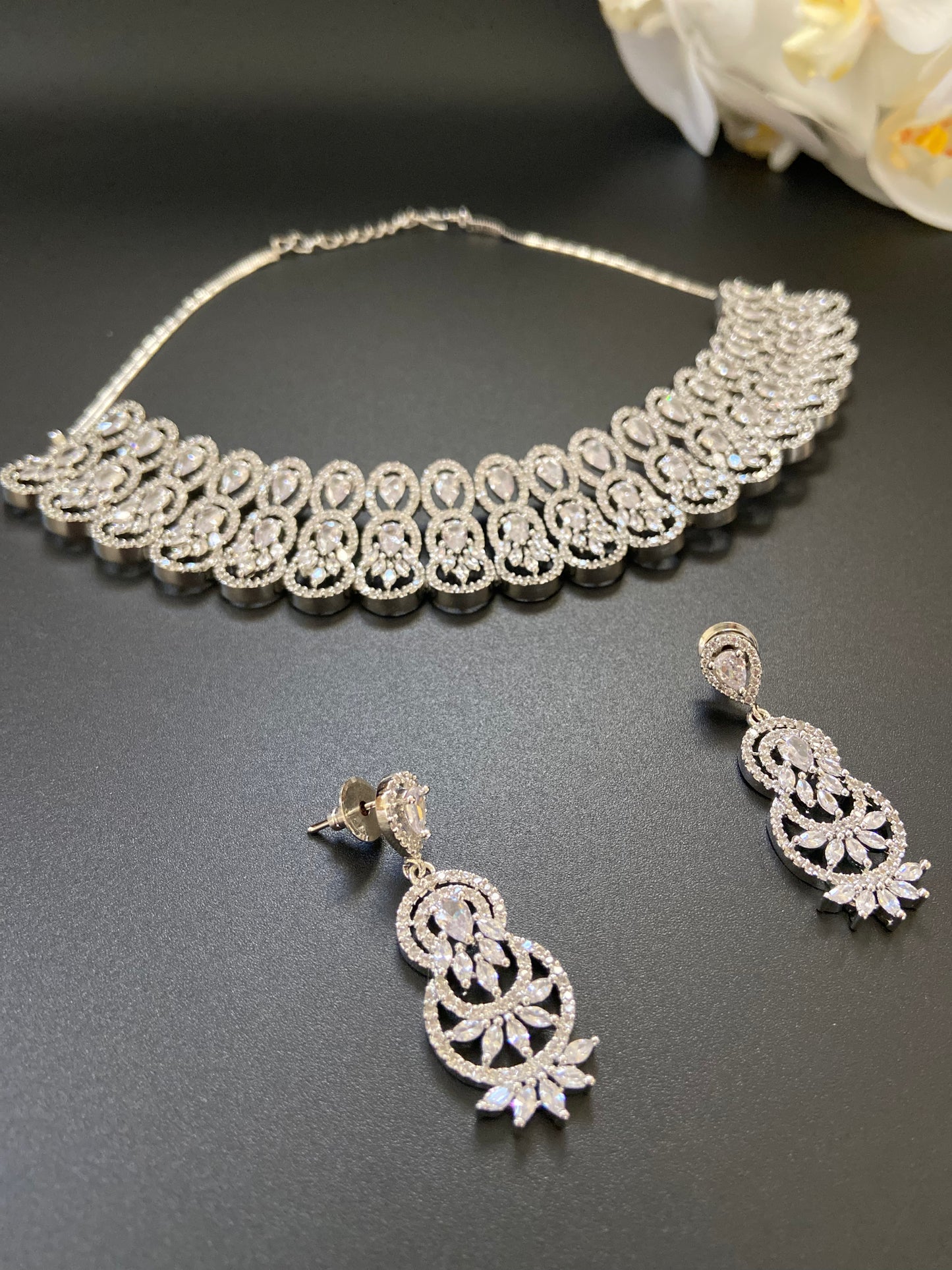 Choker Set