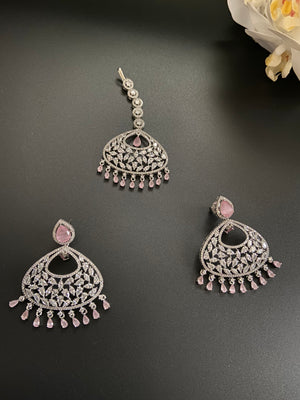 Dazzling Earrings Tikka Set
