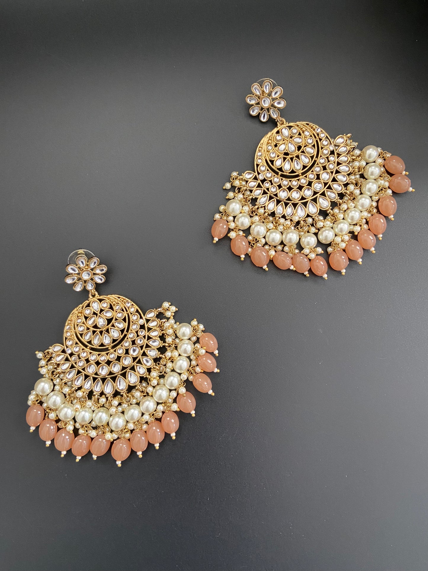 Peachy Chandbalis